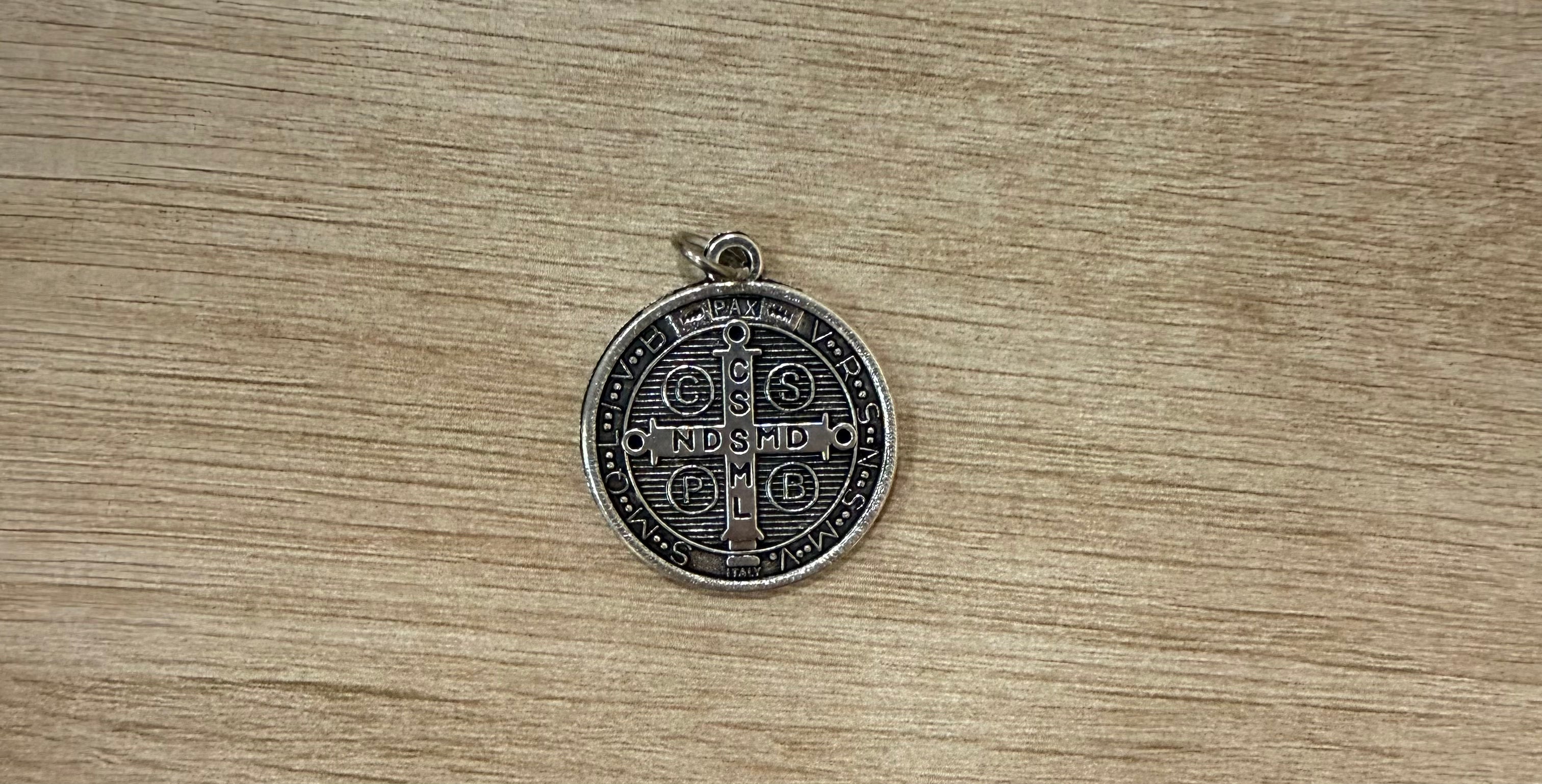 Medalla de San Benito